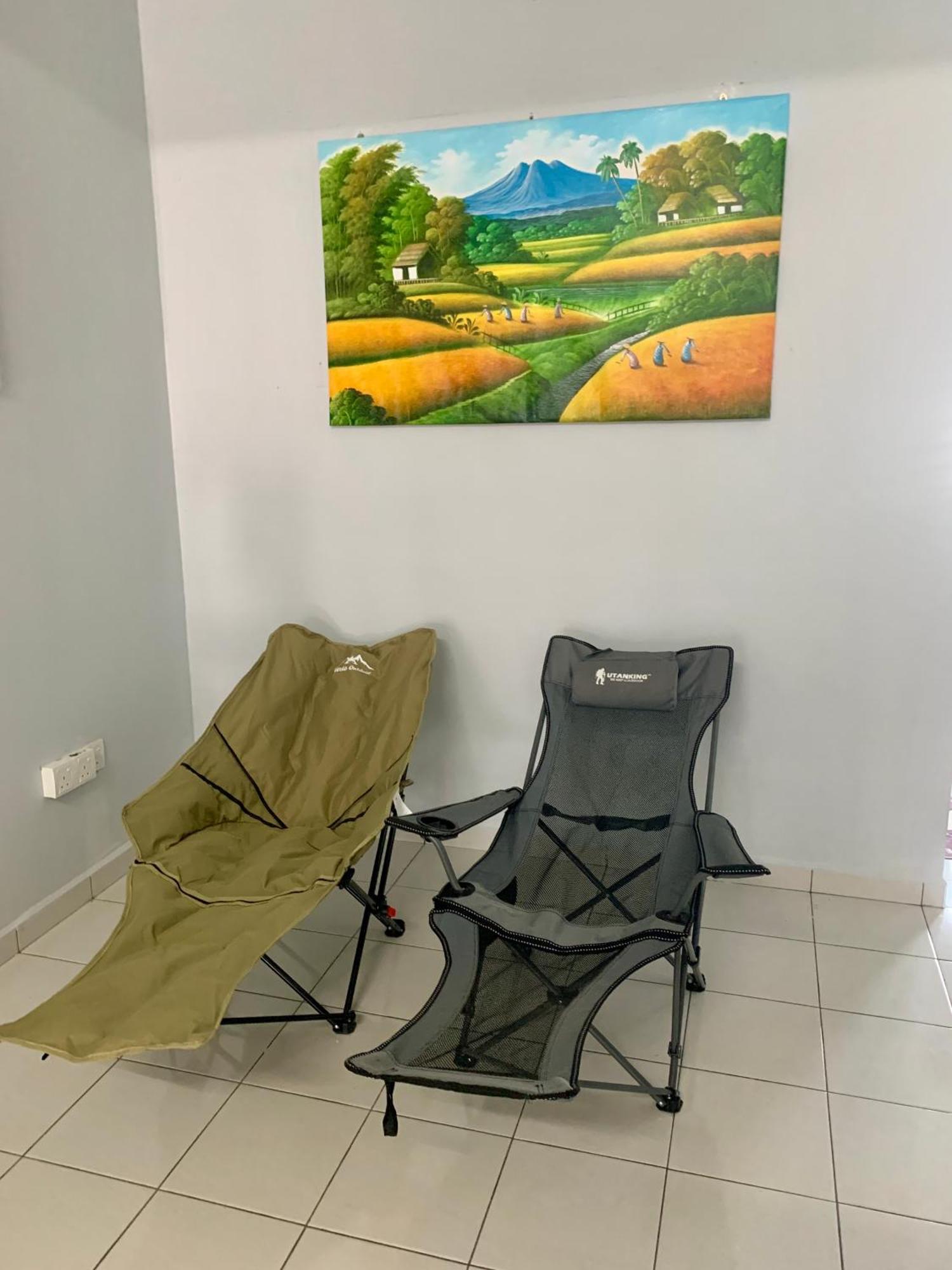 Homestay Cikgu Nora Near Uthm Kptm Kktm Ipg Moslim Onli Kampong Seri Gading 外观 照片